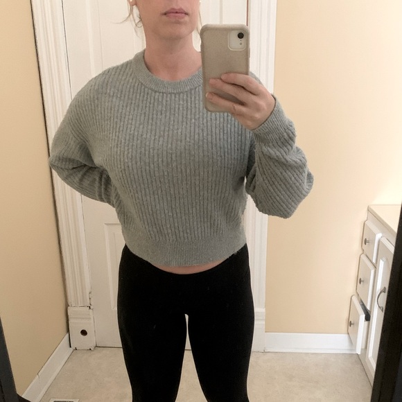 Cozy Grey Sweater - Picture 3 of 3